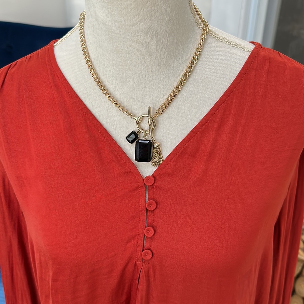 Top - Picture 2 of 5